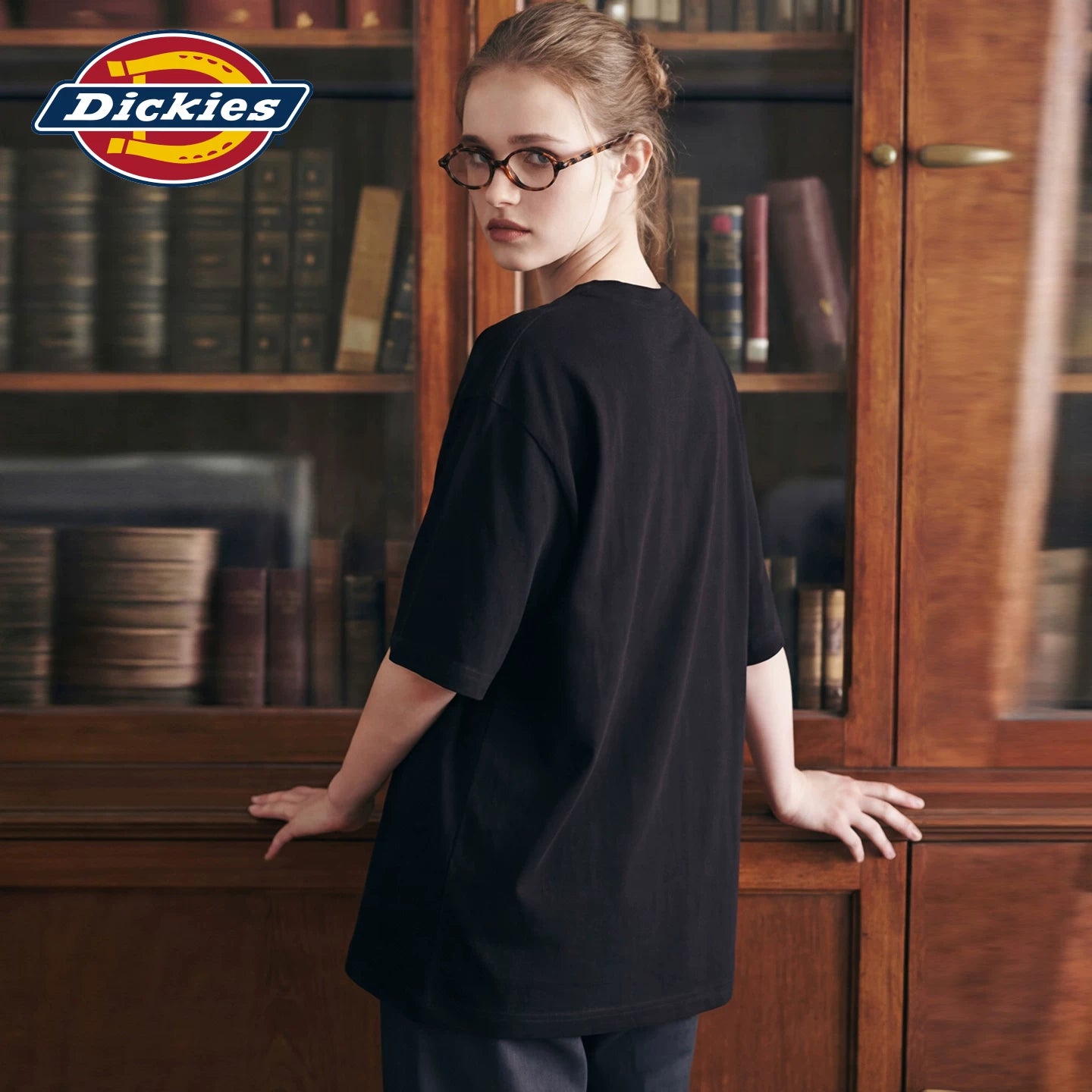 Dickies Emperor Cool Suitable Letter Printed Short sleeved T-shirt for Women in Spring 2026, Trendy and Trendy, Loose and Simple Top m
